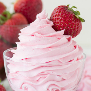 Strawberry Cr&egrave;me Fill ( Spread )