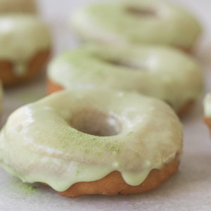 Doughnut Dip White